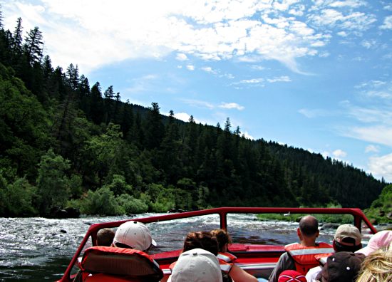 Jet Boating the Rogue